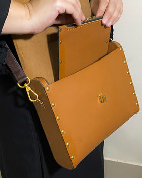 Hand made nonstich top grain leather bag with inner deatachable zipper pouch