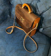 Hand made leather bag for womans simple and elegent design